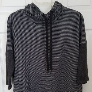 Calvin Klein performance hooded top Womans Large EUC